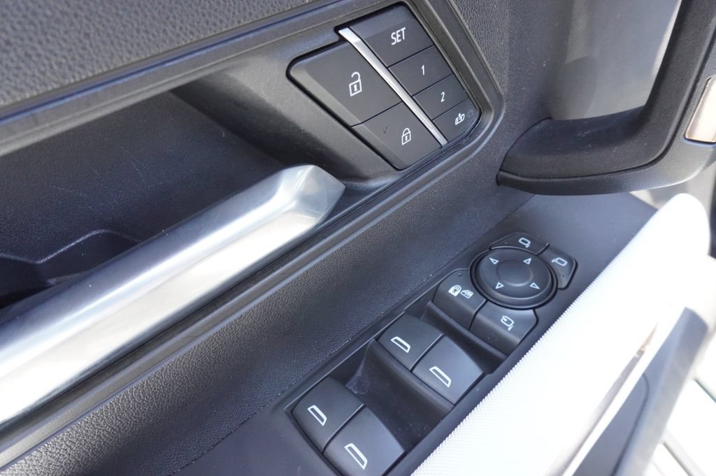 Certified 2025 GMC Hummer EV 3X AWD/4WD image 15