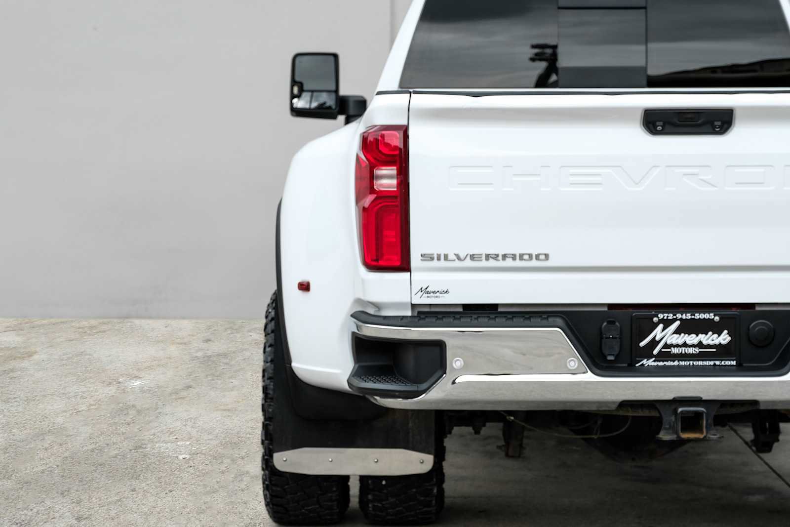 Used 2022 Chevrolet Silverado 3500 LTZ w/ LTZ Convenience Package AWD/4WD image 48