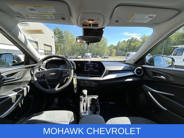 Certified 2024 Chevrolet Trax LS w/ LS Convenience Package FWD image 19