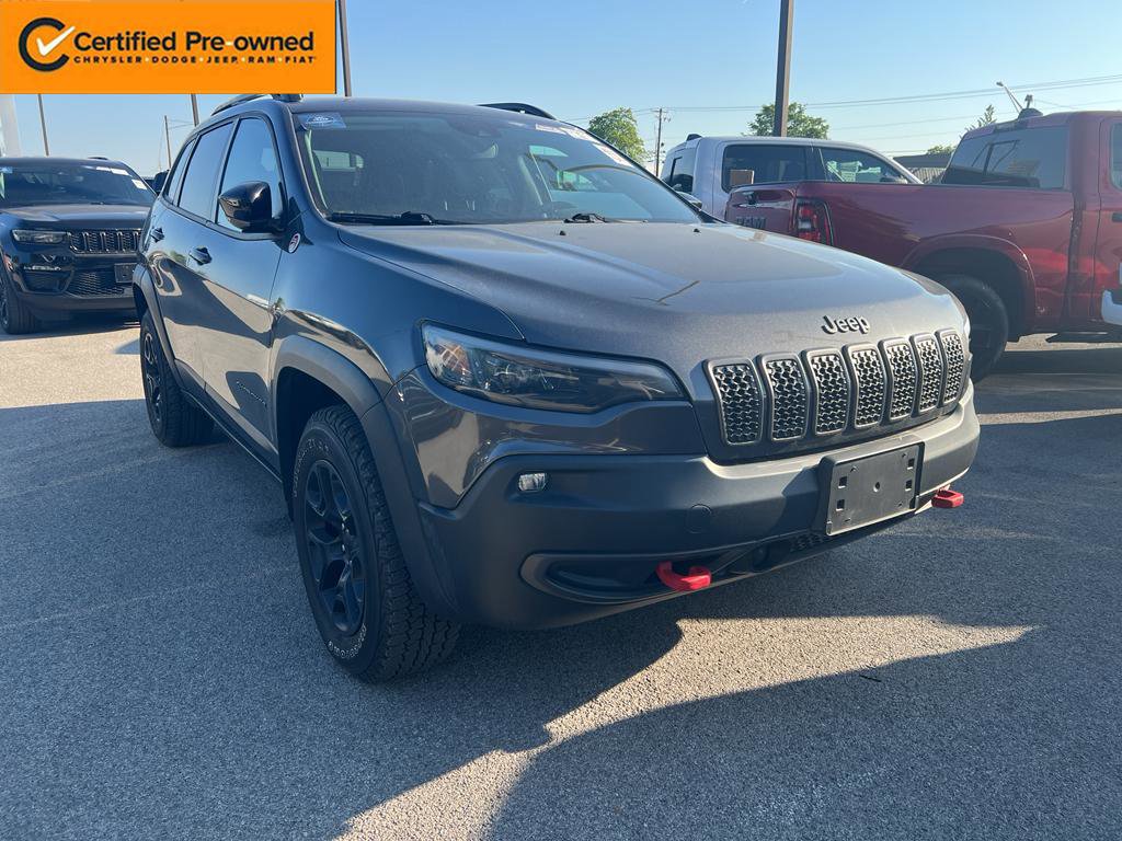 Certified 2022 Jeep Cherokee Trailhawk w/ Technology Group B AWD/4WD image 1