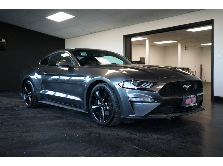 Used 2020 Ford Mustang Coupe RWD image 1