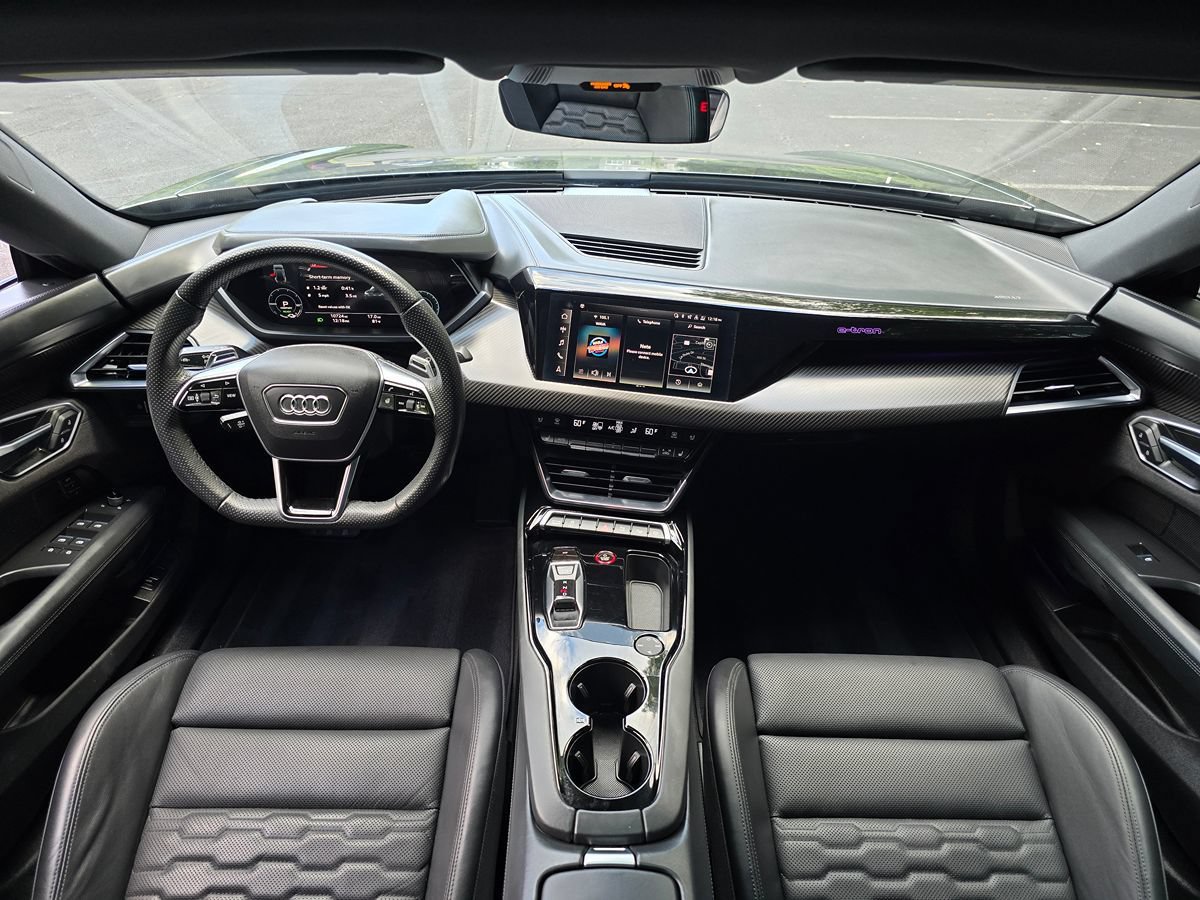 Used 2022 Audi e-tron GT Prestige w/ Prestige Package AWD/4WD image 10