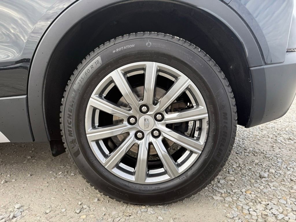 Used 2019 Cadillac XT4 Premium Luxury w/ Cold Weather Package image 15