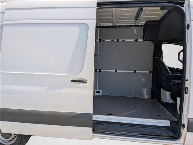Used 2023 Mercedes-Benz Sprinter 2500 image 16