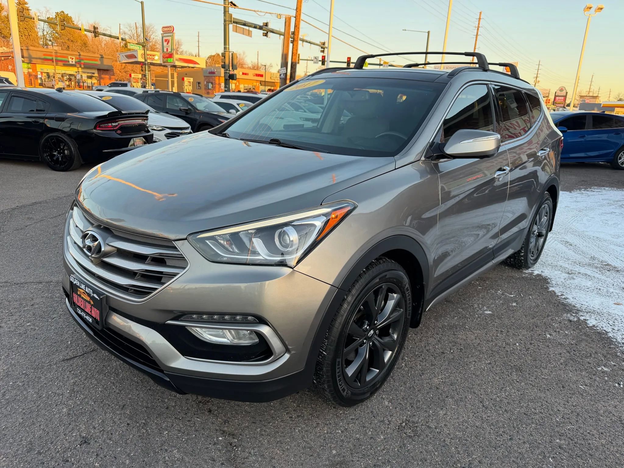Used 2017 Hyundai Santa Fe Sport image 4