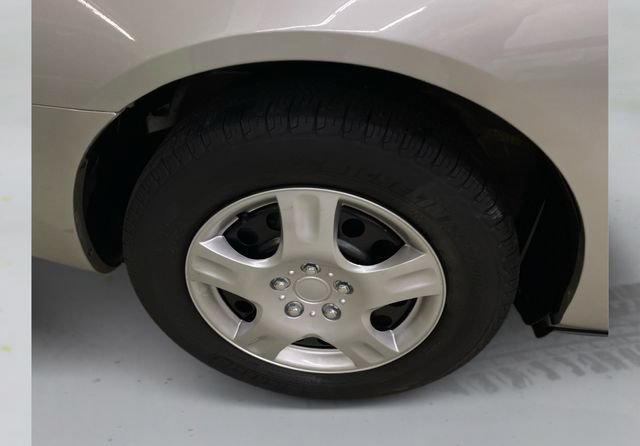 Used 2007 Buick LaCrosse CX FWD image 19