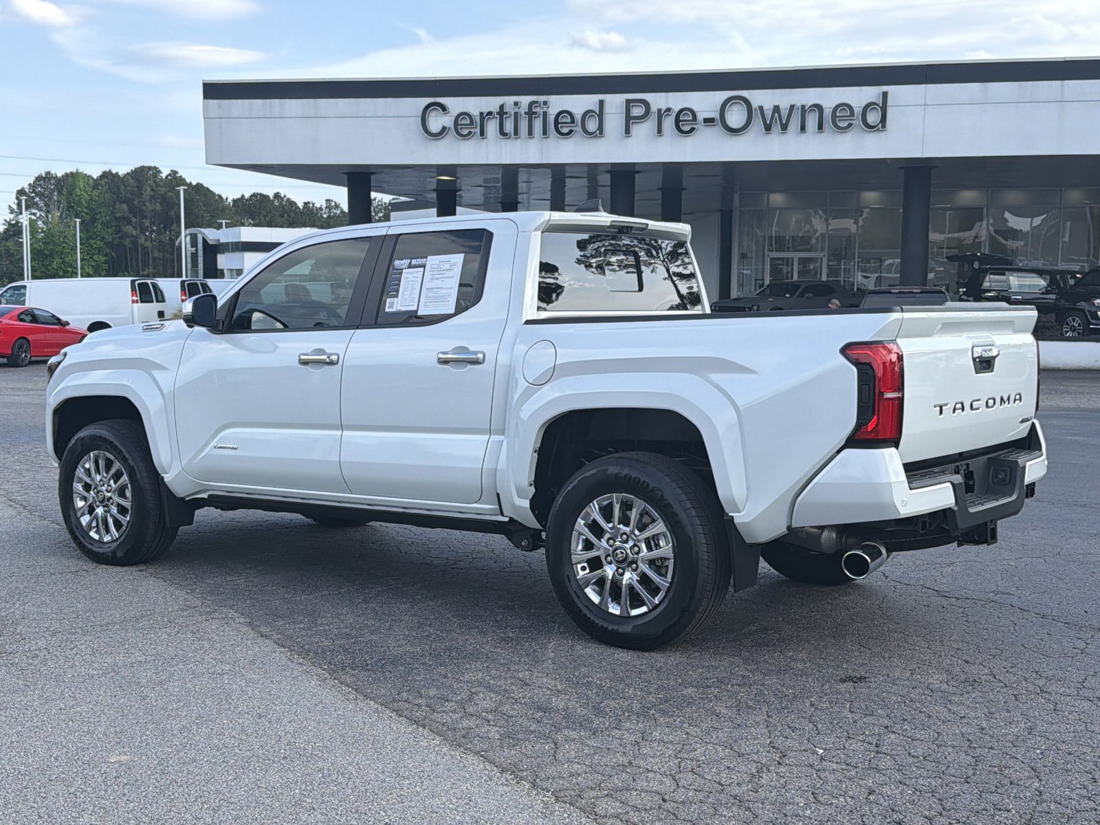 Used 2025 Toyota Tacoma Limited AWD/4WD image 10