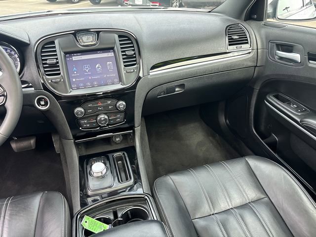 Used 2023 Chrysler 300 S RWD image 13