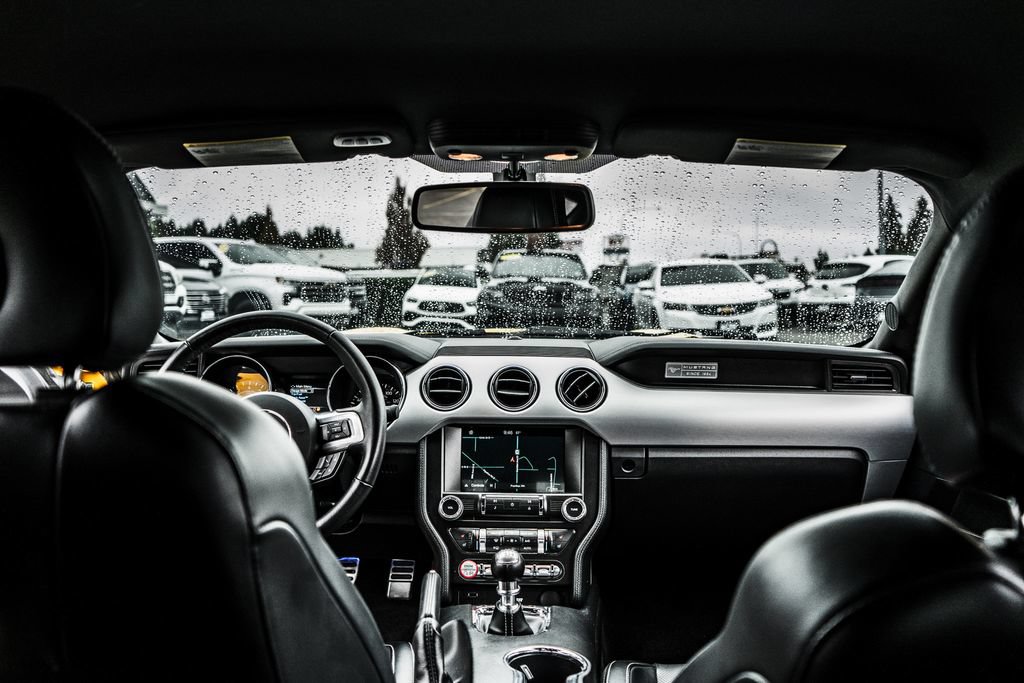 Used 2016 Ford Mustang GT Premium RWD image 31