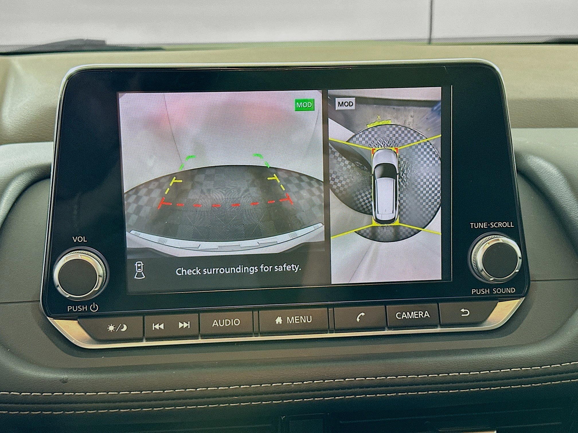 Used 2021 Nissan Rogue SV image 23