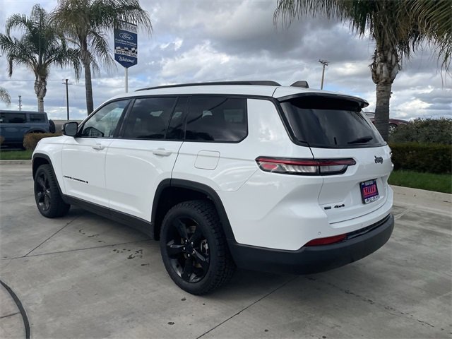 Used 2022 Jeep Grand Cherokee L Laredo image 6