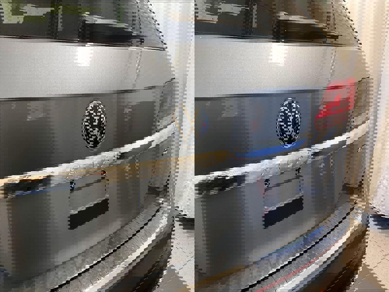 Used 2023 Volkswagen Atlas SE w/ Panoramic Sunroof Package image 30