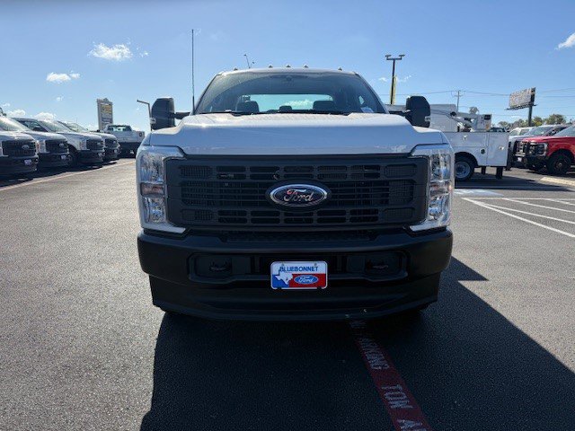 New 2026 Ford F350 XL image 3