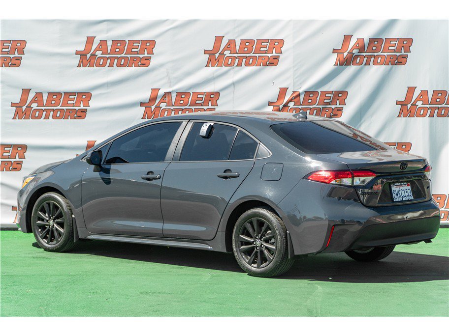 Used 2026 Toyota Corolla LE w/ LE Premium Package FWD image 19