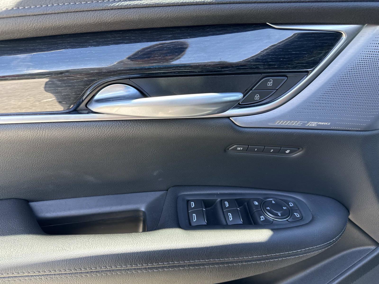 Certified 2025 Cadillac XT5 Premium Luxury image 20