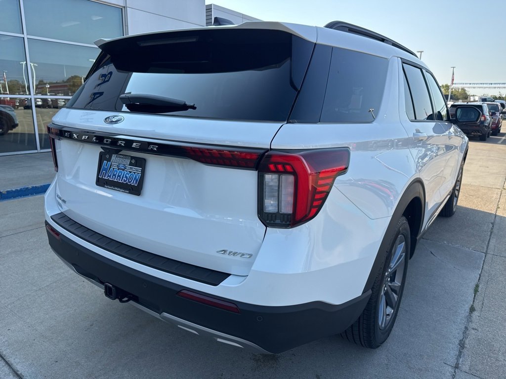 New 2025 Ford Explorer Active image 5