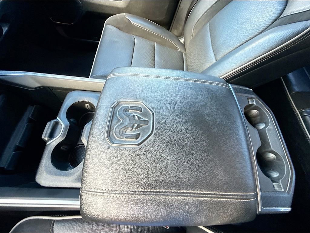 Used 2024 RAM 1500 Laramie AWD/4WD image 22