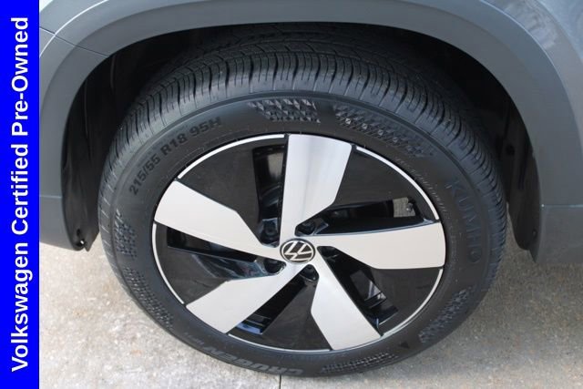 Used 2024 Volkswagen Taos S image 11