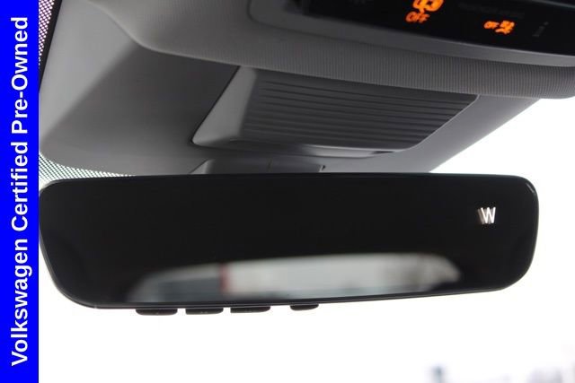 Used 2025 Volkswagen Tiguan SE image 43