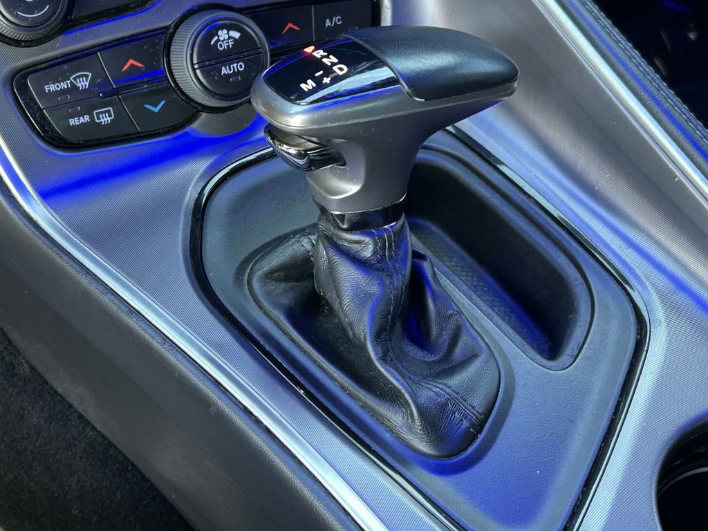 Used 2020 Dodge Challenger R/T w/ Driver Convenience Group image 21