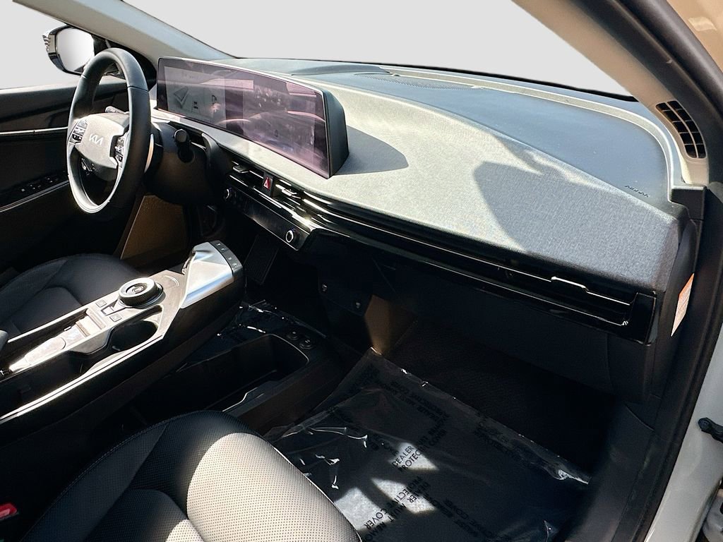 Used 2023 Kia EV6 Wind w/ Wind Technology Package image 29