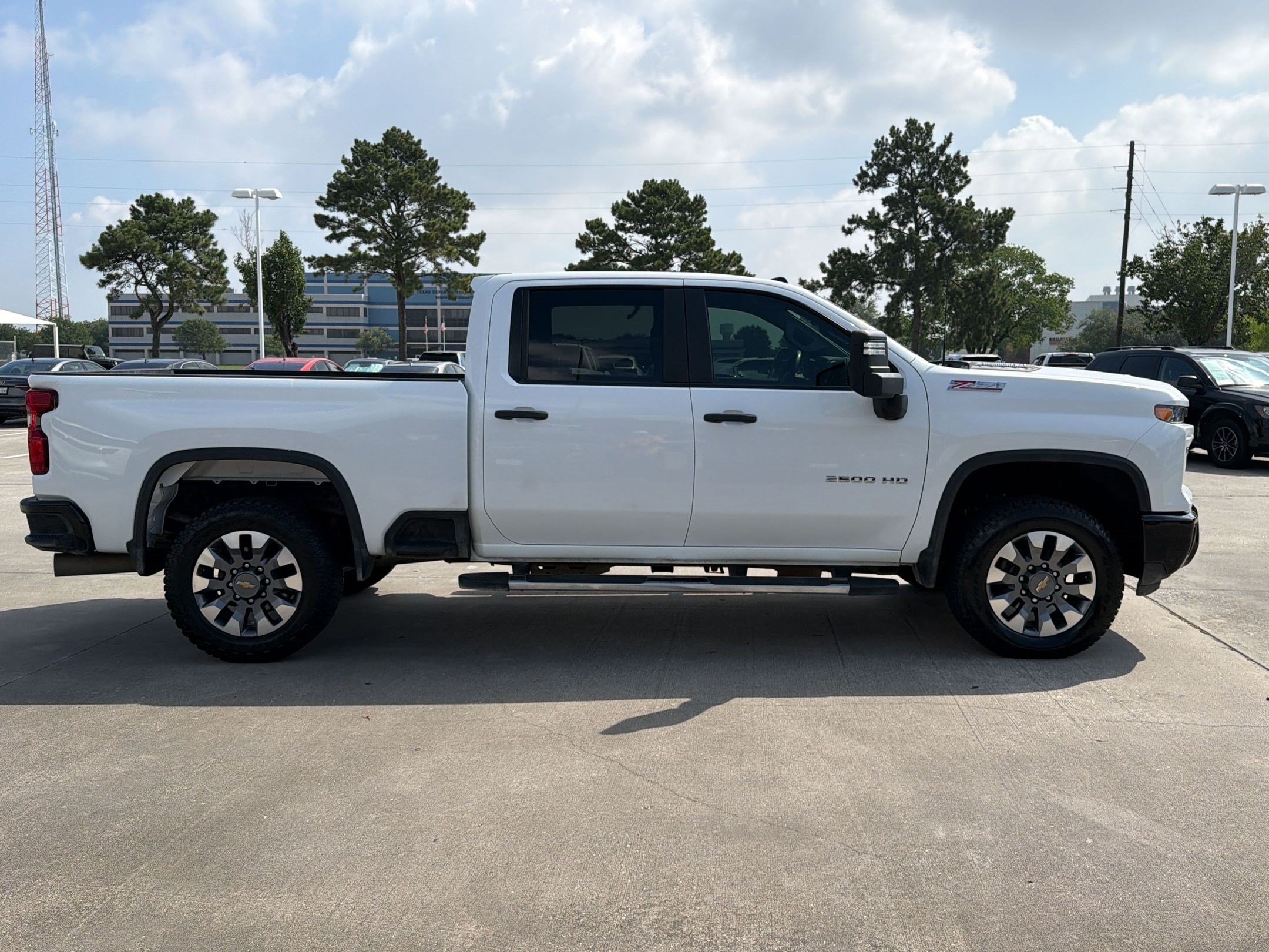 Certified 2025 Chevrolet Silverado 2500 Custom w/ Custom Value Package AWD/4WD image 7
