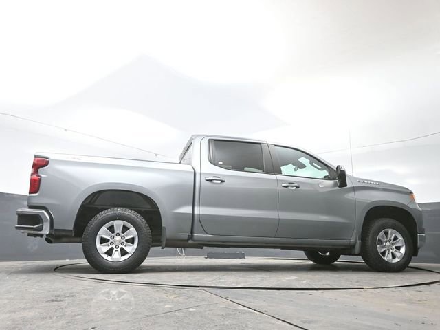 Used 2025 Chevrolet Silverado 1500 LT AWD/4WD image 47