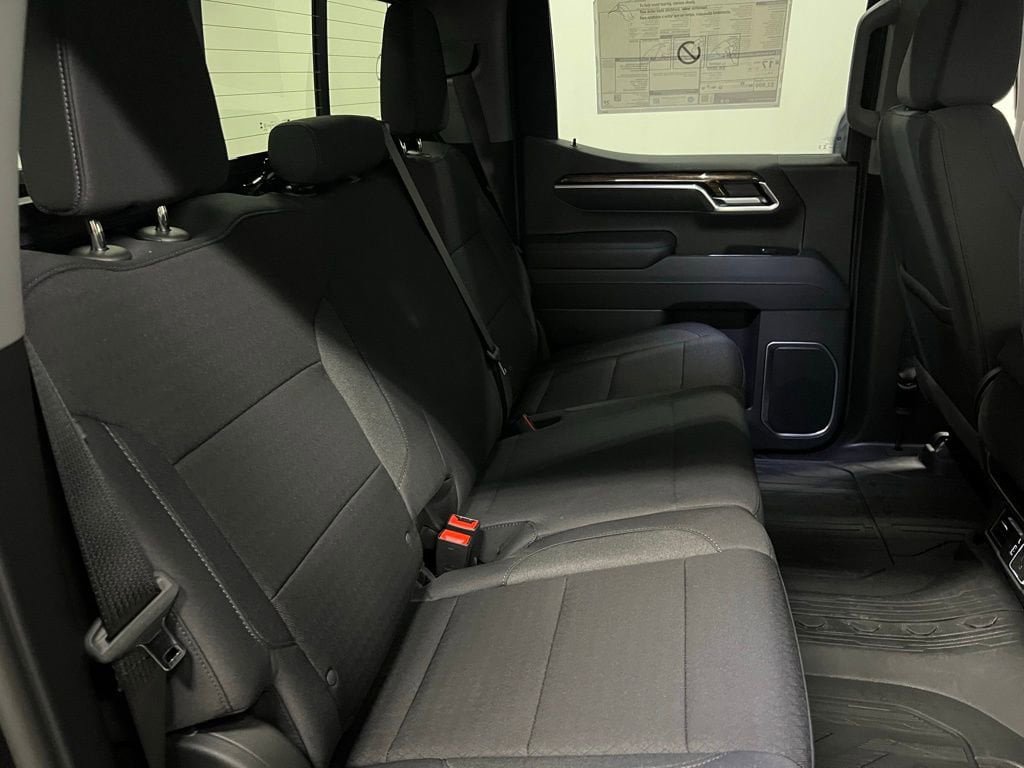 New 2026 GMC Sierra 1500 SLE w/ Preferred Package AWD/4WD image 35