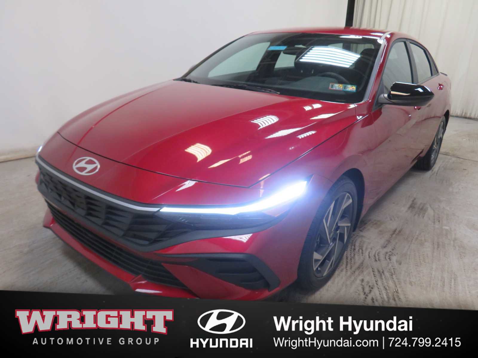 Used 2025 Hyundai Elantra Sport image 3