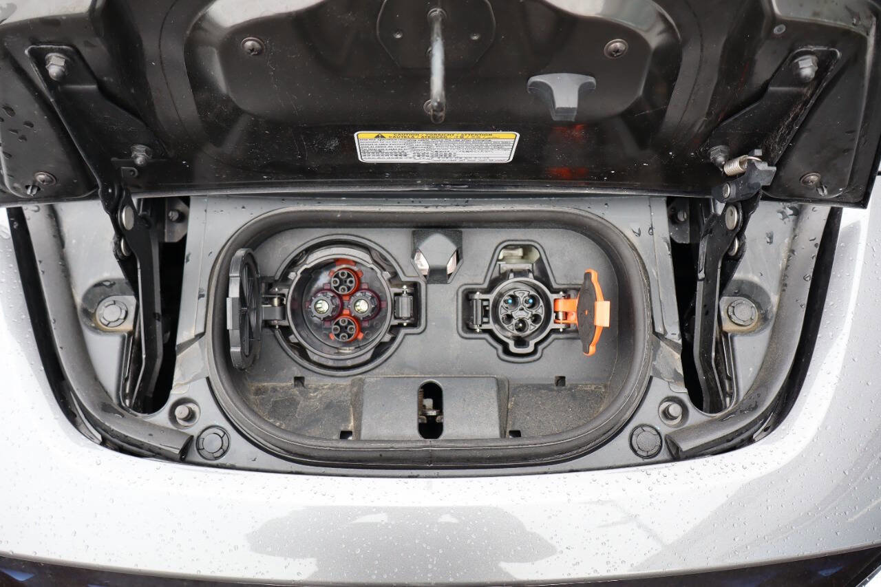 Used 2022 Nissan Leaf S FWD image 7