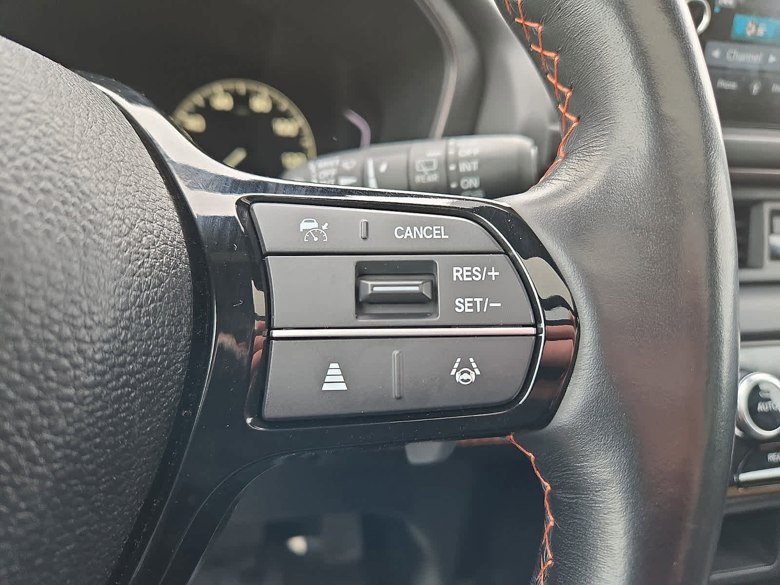 Certified 2025 Honda Pilot TrailSport image 24