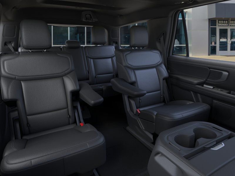 New 2026 Ford Expedition Platinum w/ Stealth Appearance Package image 11
