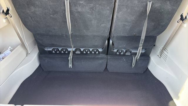 Used 2023 Chrysler Pacifica Touring-L FWD image 26