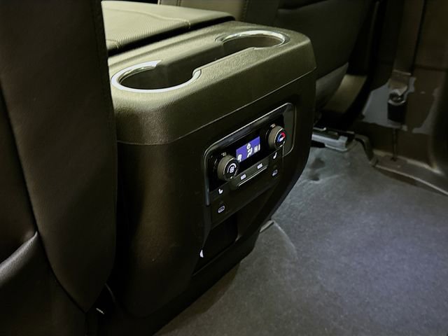 Used 2025 Chevrolet Suburban Premier w/ Sun And Tow Package image 29