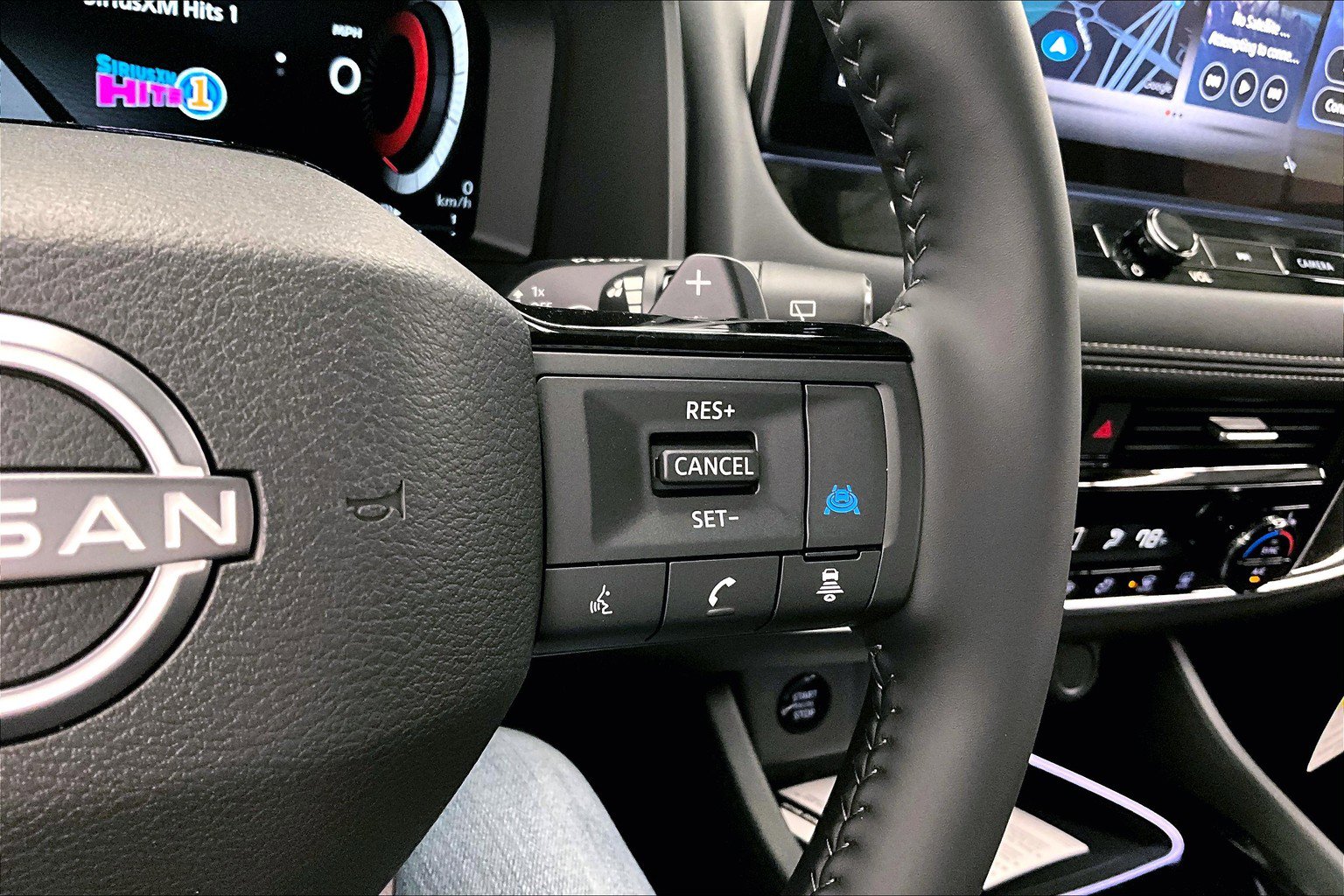 New 2025 Nissan Rogue SL AWD/4WD image 70