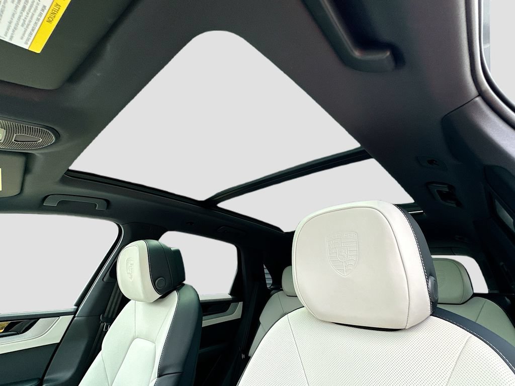 New 2026 Porsche Cayenne AWD/4WD image 14