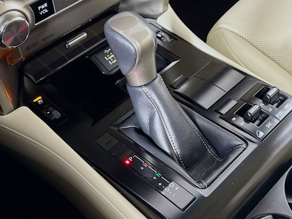 Used 2021 Lexus GX 460 Premium image 17