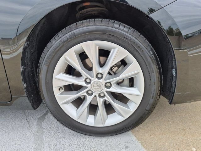Used 2014 Lexus ES 300h w/ Luxury Package w/Bamboo Trim FWD image 22