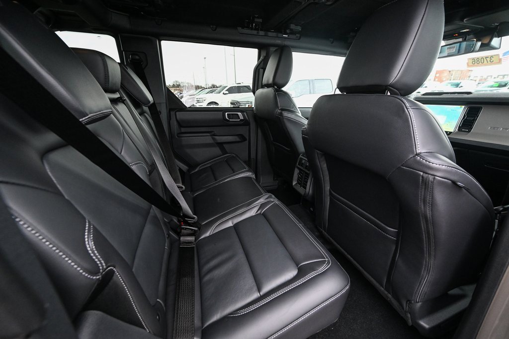New 2025 Ford Bronco Outer Banks image 23