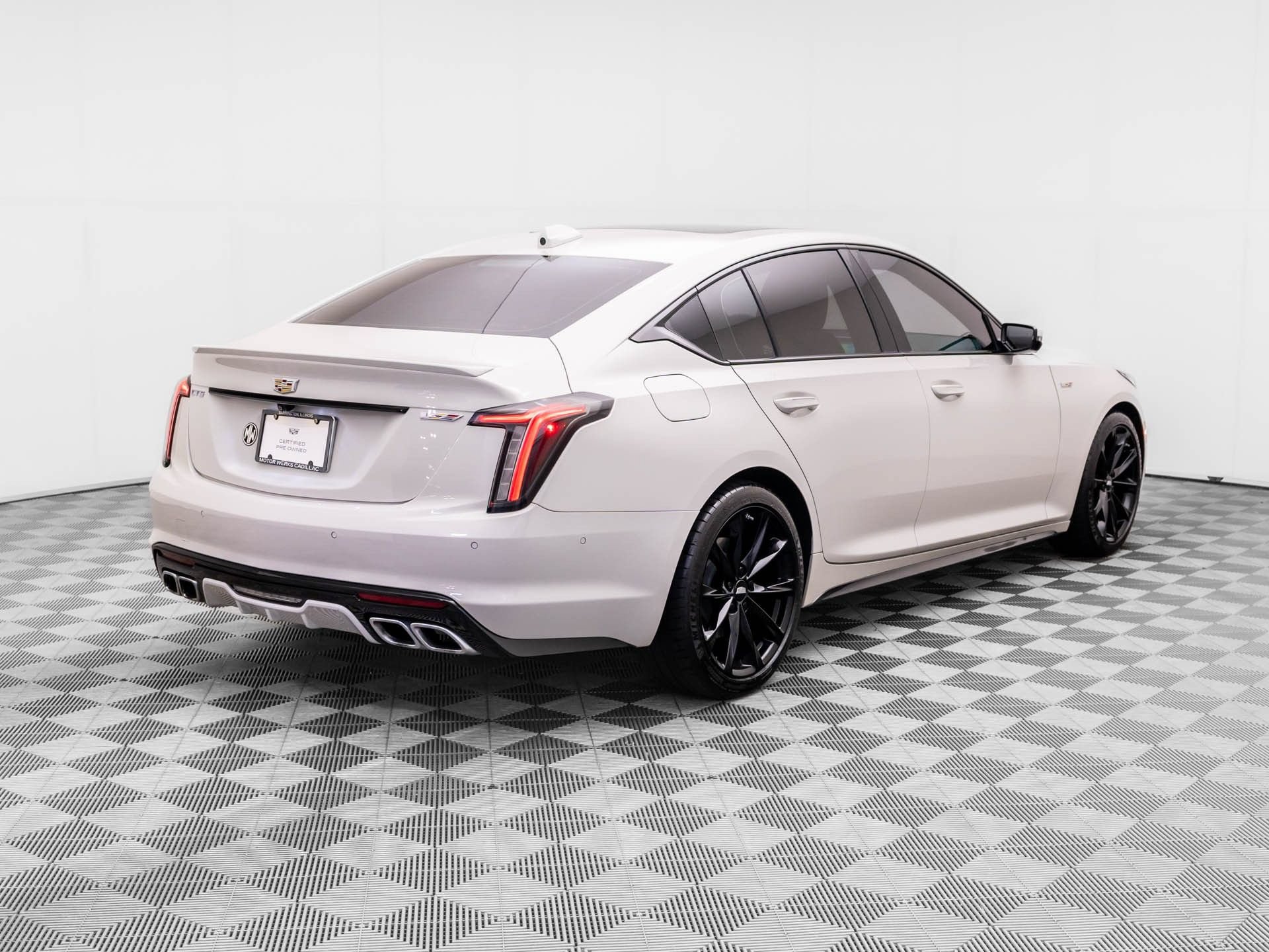Certified 2023 Cadillac CT5 V w/ Platinum Package RWD image 5