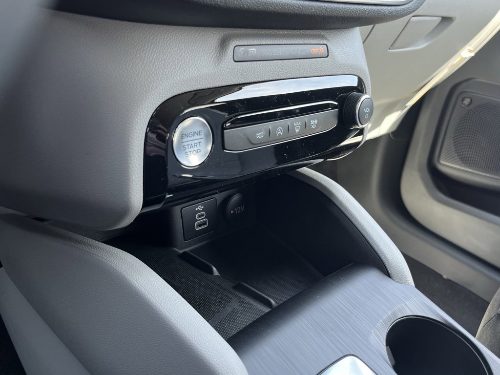 Used 2024 Ford Escape Active w/ Tech Pack #2 image 5