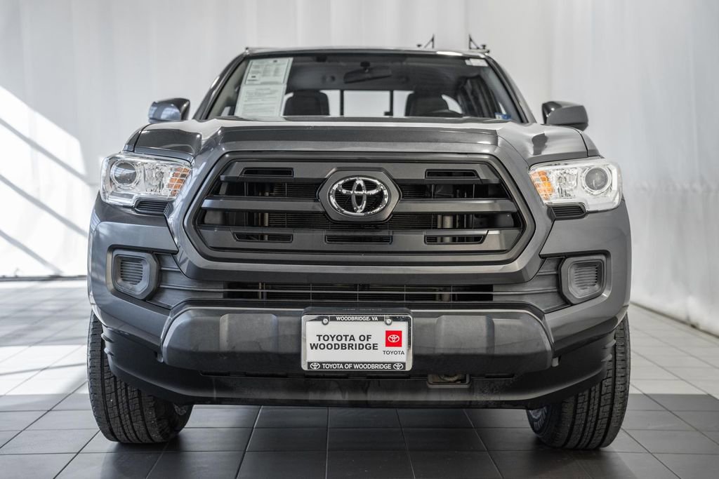 Used 2016 Toyota Tacoma SR5 image 2