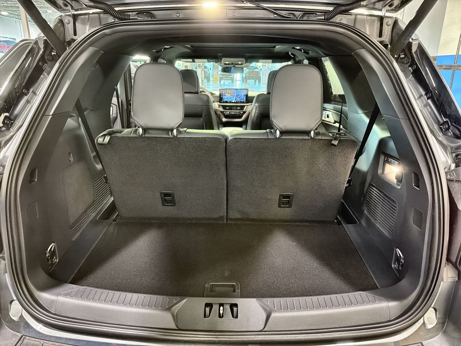 New 2026 Ford Explorer ST w/ Sun And Sound Package AWD/4WD image 30