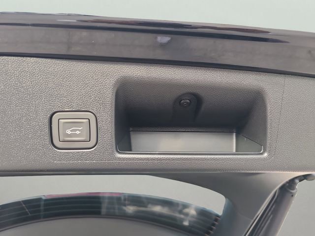 New 2026 Chevrolet Equinox EV LT image 9