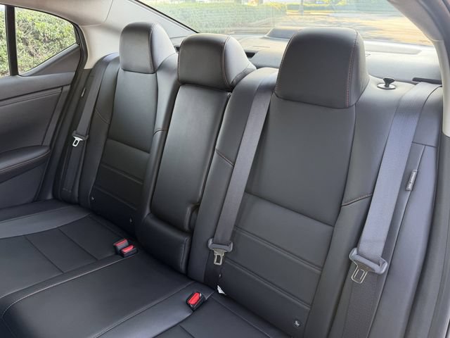 Used 2025 Nissan Sentra SR w/ SR Premium Package FWD image 26