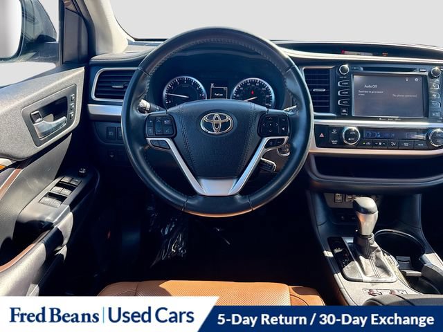 Used 2019 Toyota Highlander Limited AWD/4WD image 30
