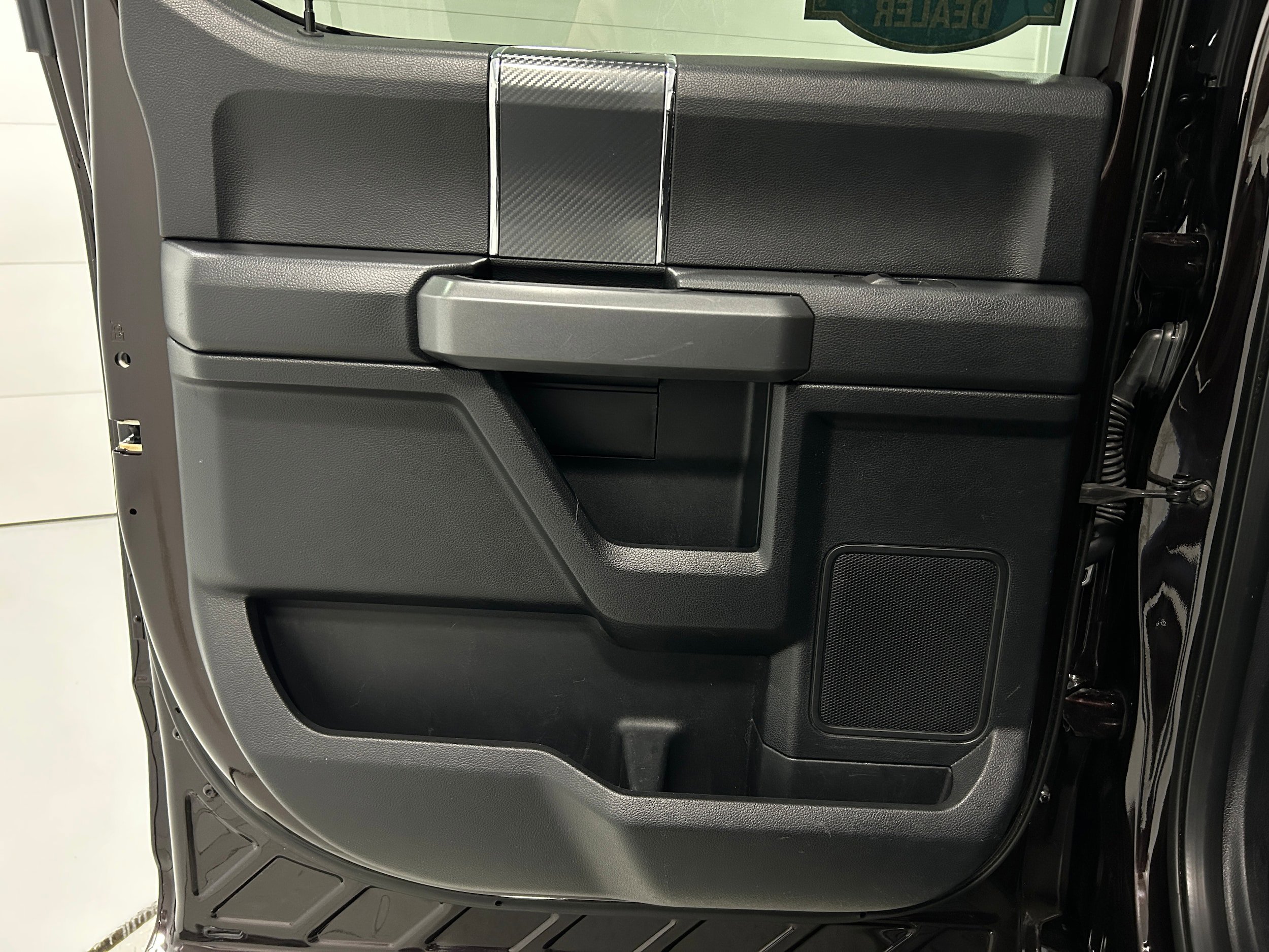 Used 2018 Ford F150 XLT w/ Equipment Group 302A Luxury AWD/4WD image 26