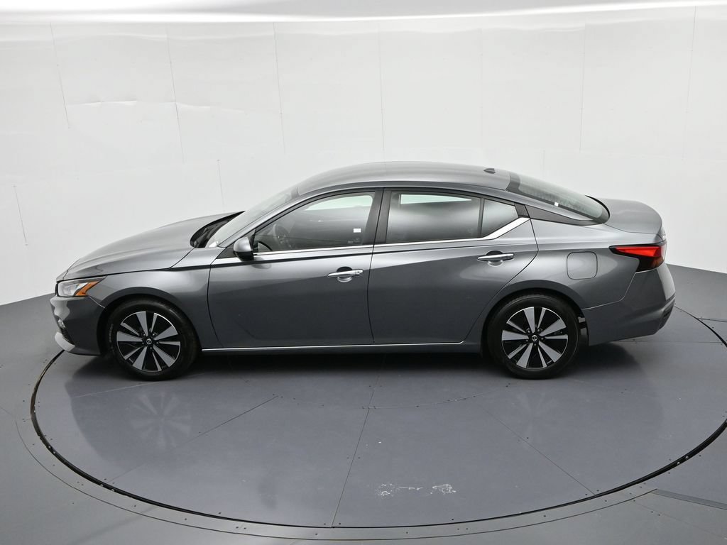 Used 2022 Nissan Altima 2.5 SV FWD image 23