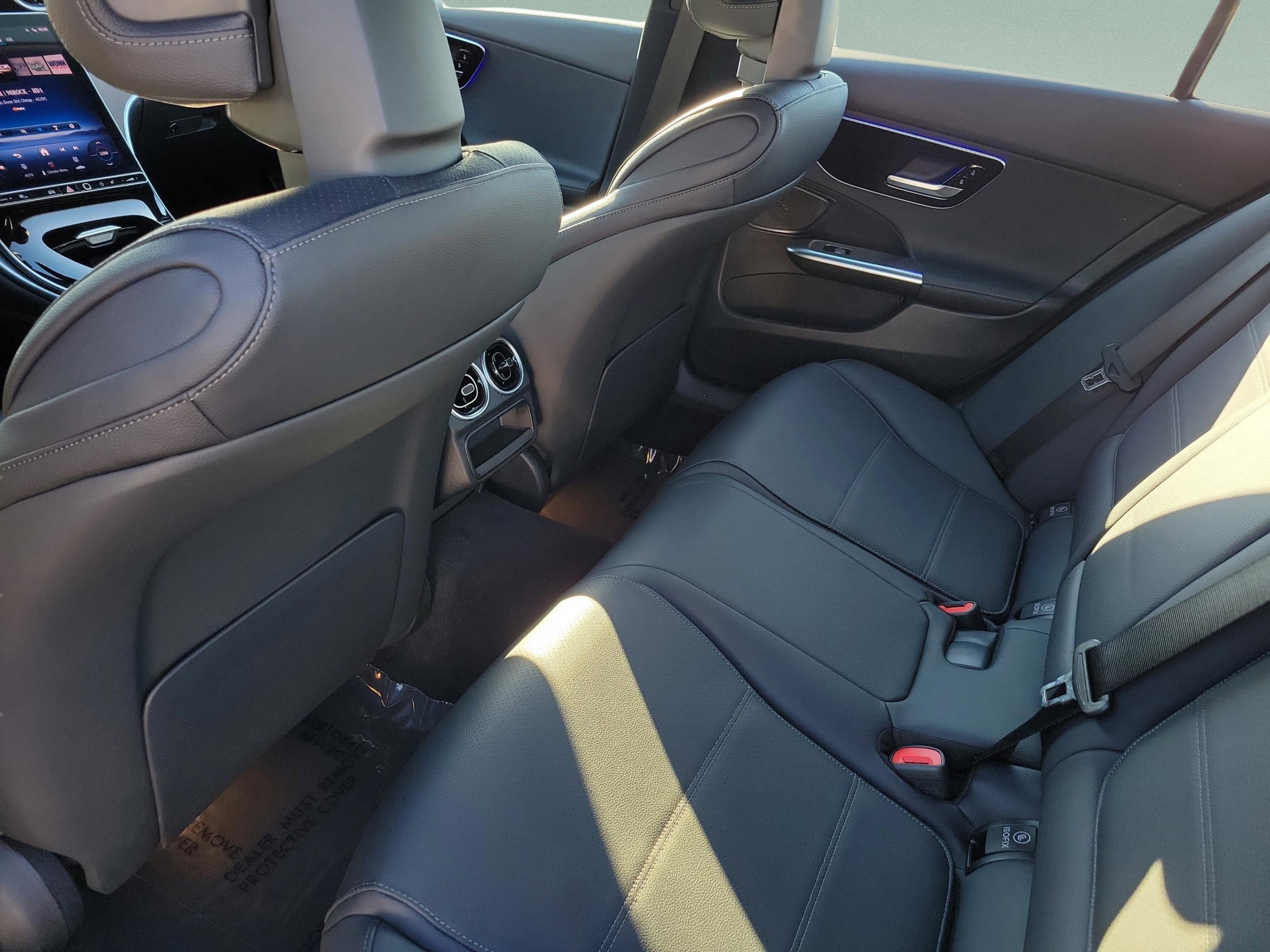 Certified 2025 Mercedes-Benz C 300 Sedan image 23