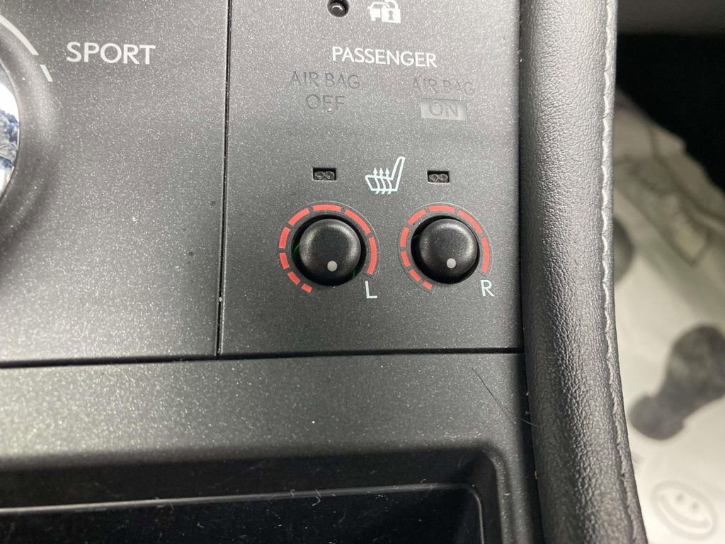 Used 2013 Lexus CT 200h w/ Premium Pkg w/Navigation image 16